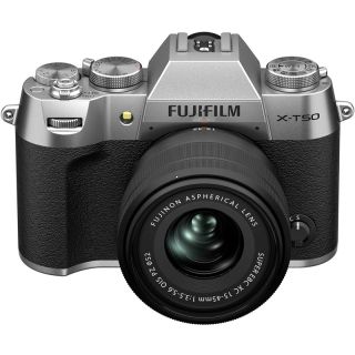 Fujifilm X-T50 silver + 15-45mm